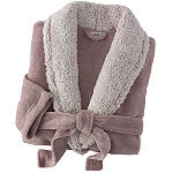 Ulta Beauty Other - 2/$39: NWT Soft plush robe from Ulta